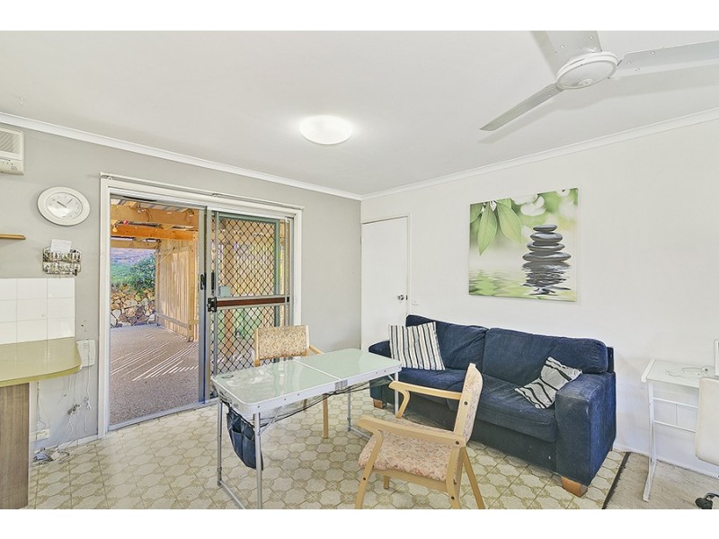 4 Jardine Drive, Springwood QLD 4127