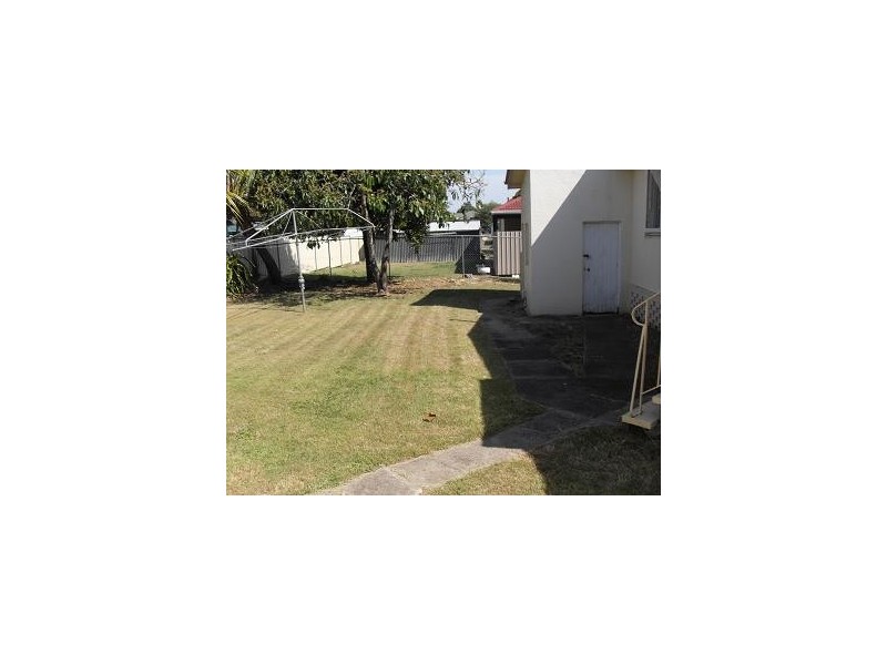 68 Sanderling Street, Inala QLD 4077