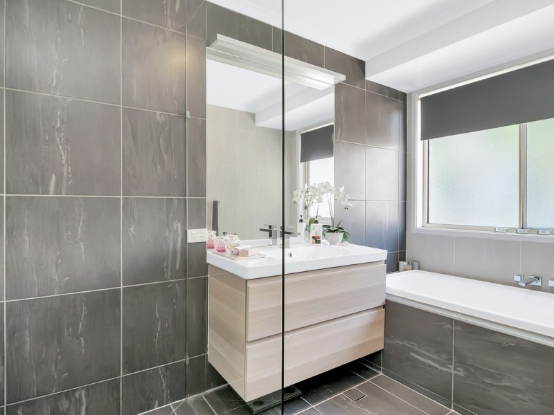 165 KOOLAN CRESCENT, Shailer Park QLD 4128