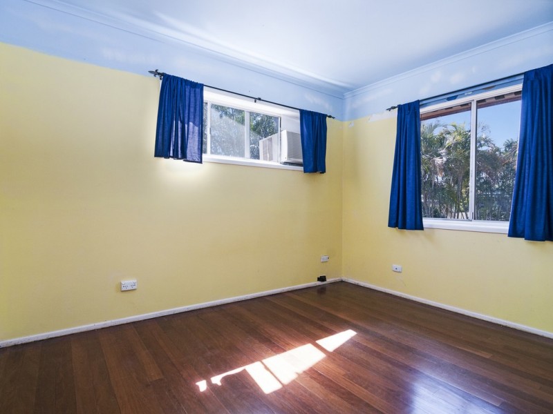 13 WILDE STREET, Kingston QLD 4114