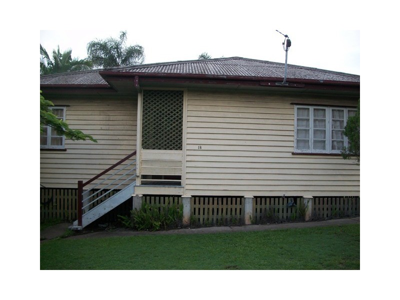 18 Beechcroft Street, Coopers Plains QLD 4108