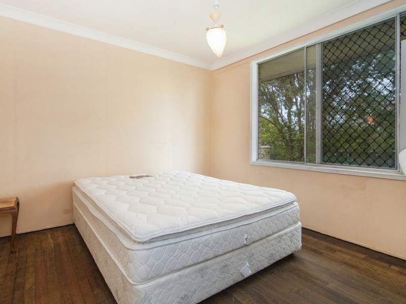 13 RHOLANDA CRESCENT, Springwood QLD 4127