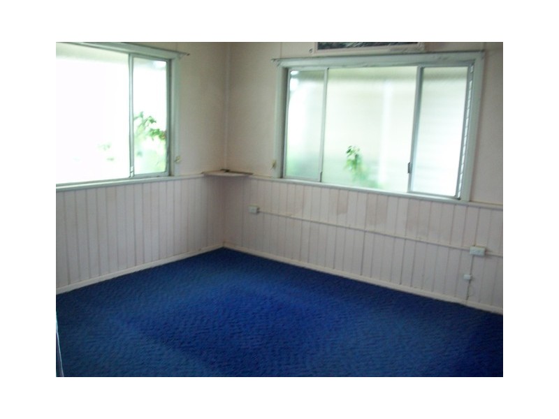 9 Dawn Street, Rocklea QLD 4106