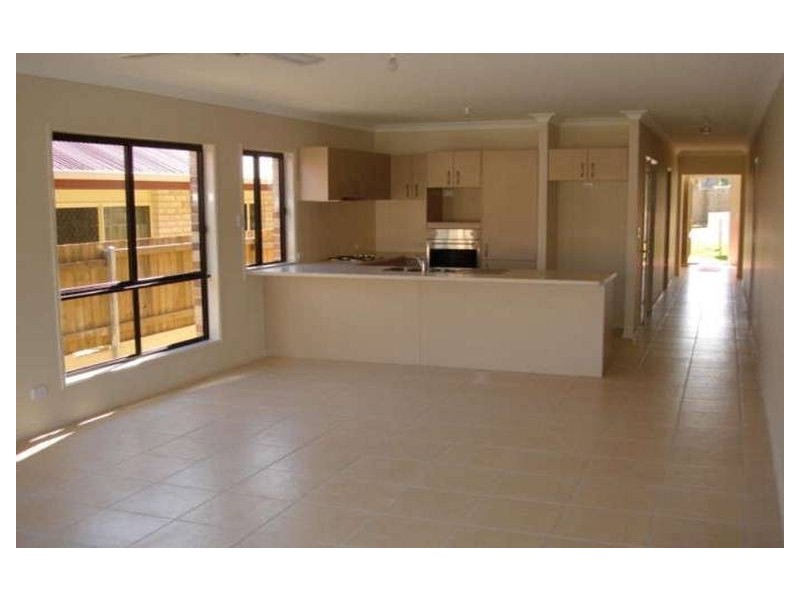 5 Grampians Close, Forest Lake QLD 4078