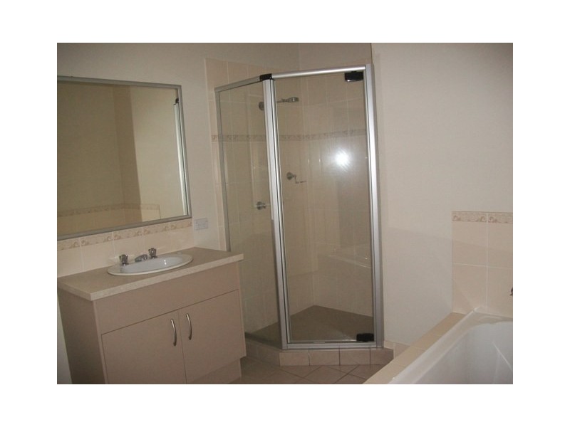 5 Grampians Close, Forest Lake QLD 4078