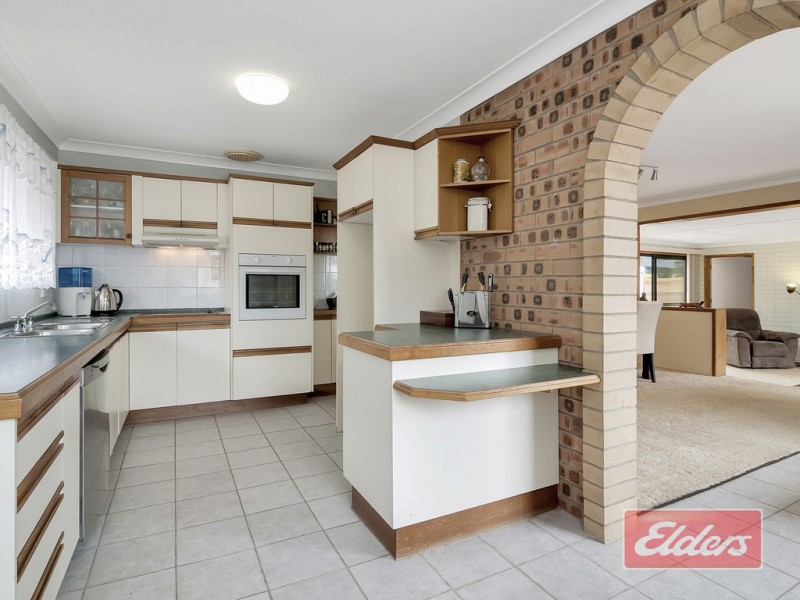 9 Shortland Street, Springwood QLD 4127