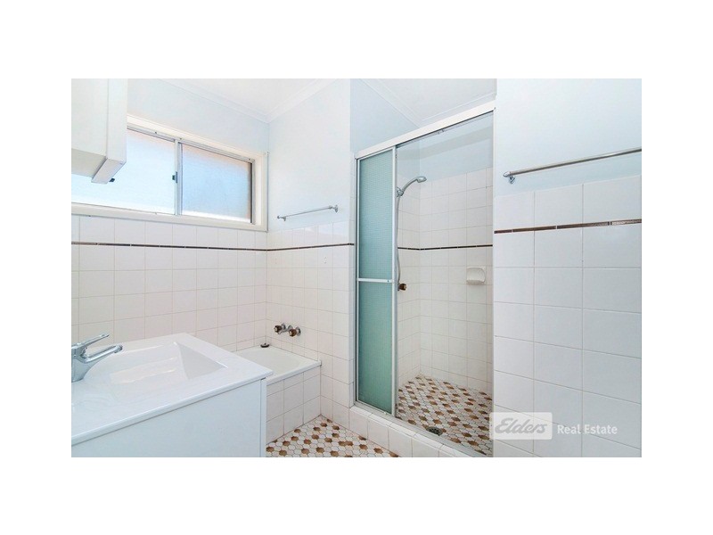 43 BARBARALLA DRIVE, Springwood QLD 4127