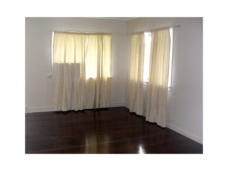 26  Queensway Street, Upper Mount Gravatt QLD 4122