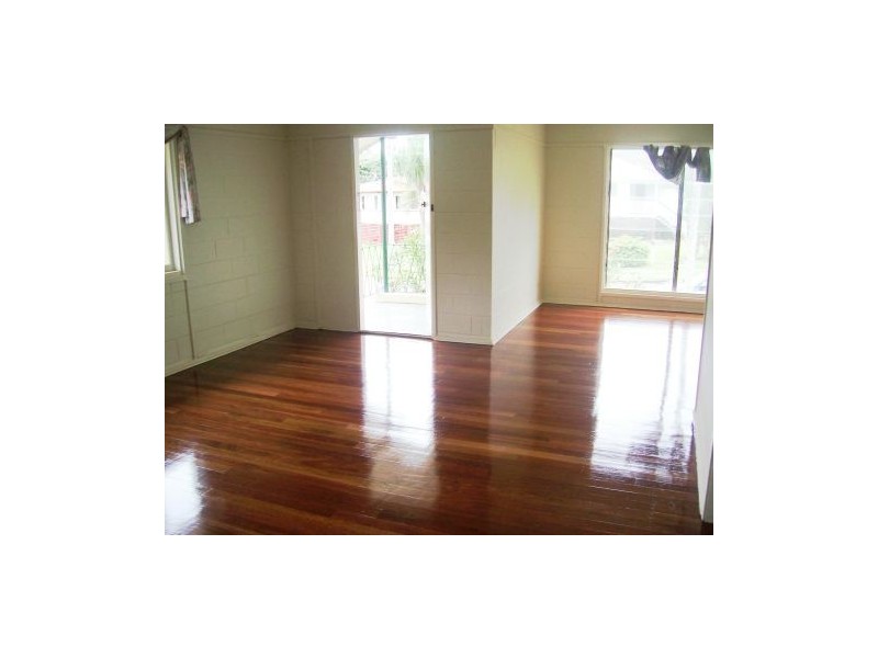 16 DELLOW, Acacia Ridge QLD 4110
