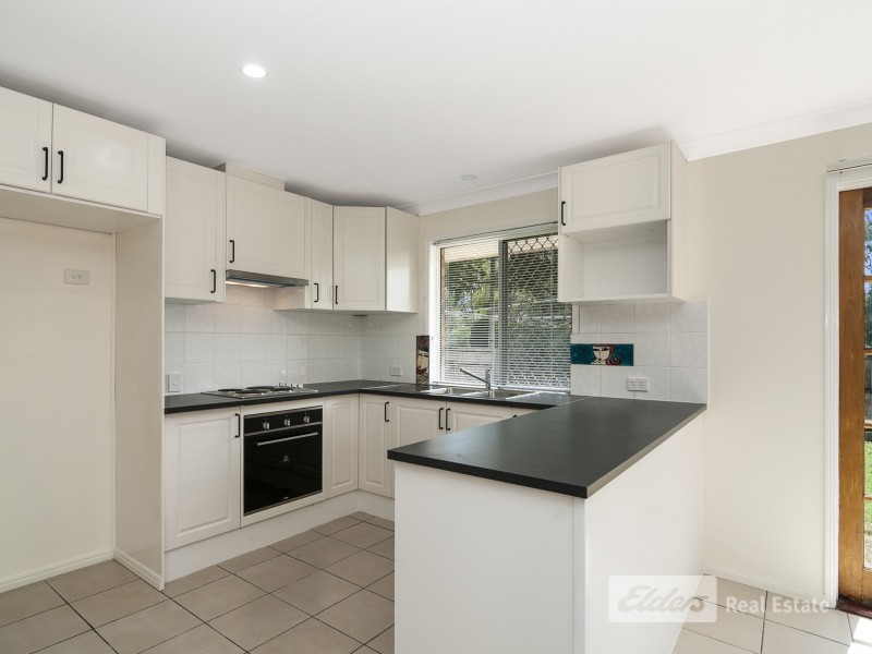 8 Dindi Street, Underwood QLD 4119