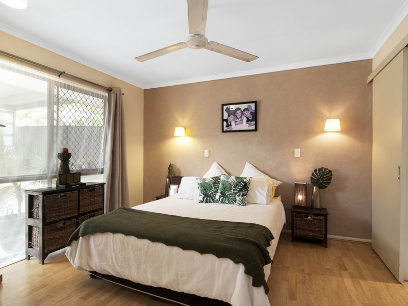 35 Belinda Crescent, Springwood QLD 4127