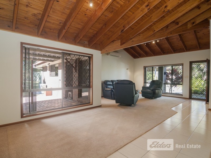 14 COLUMBIA COURT, Springwood QLD 4127