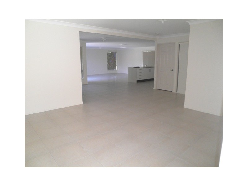 98 Elizabeth Street, Acacia Ridge QLD 4110