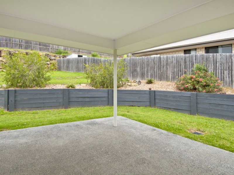 11 WILDWOOD CRESCENT, Flagstone QLD 4280