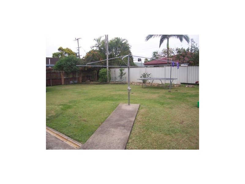 4 NYNGAM ST, Acacia Ridge QLD 4110