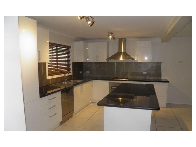 5 PARKWAY ROAD, Daisy Hill QLD 4127