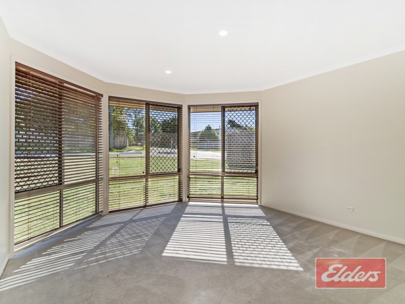 25 Laburnum Street, Woodridge QLD 4114
