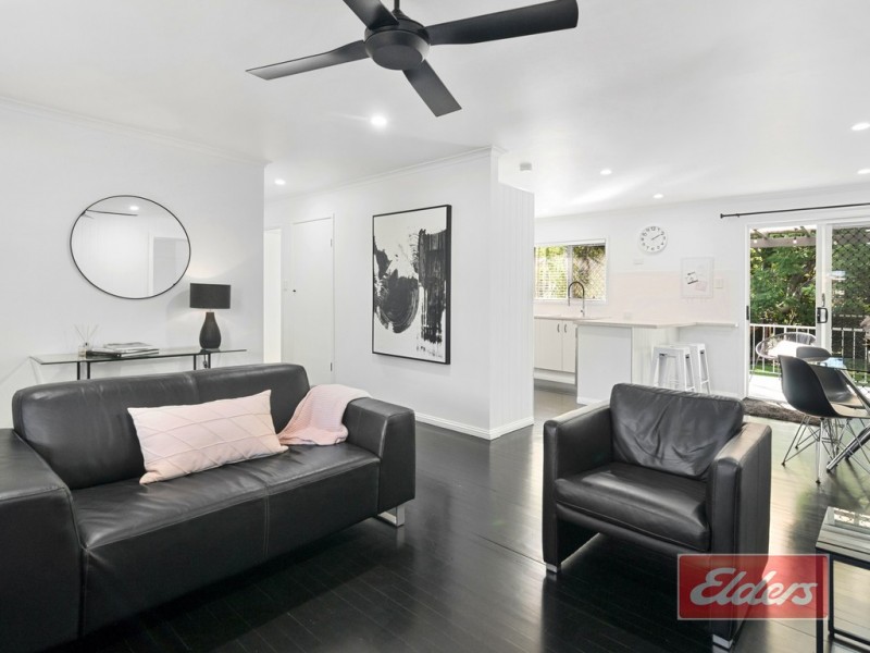 62 Allamanda Dr, Daisy Hill QLD 4127