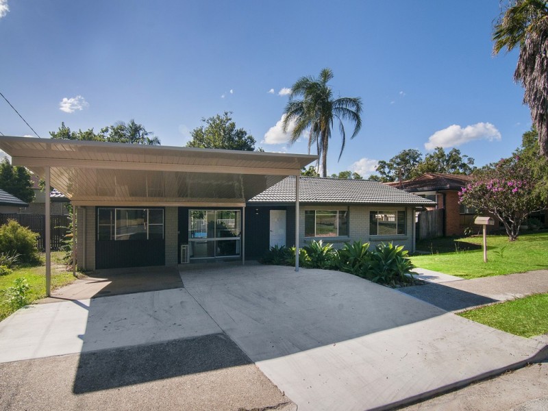 23 Wenlock Crescent, Springwood QLD 4127