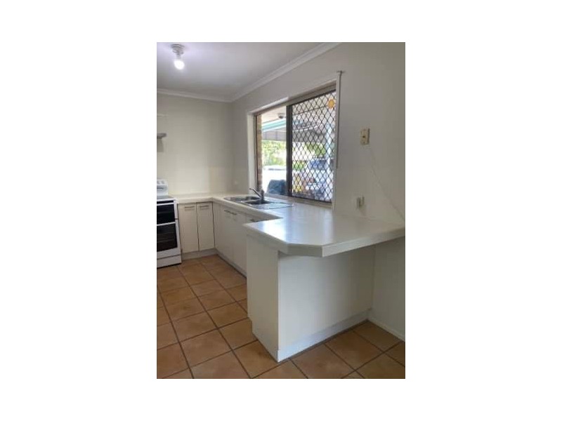 1 CRESTWELL CLOSE, Morayfield QLD 4506