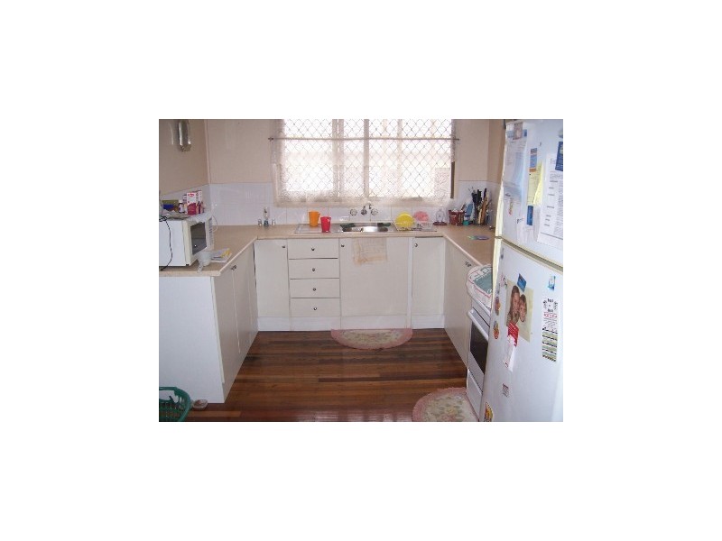 28 Madison St, Woodridge QLD 4114