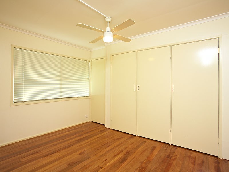 1 BLUEGUM CT, Kingston QLD 4114