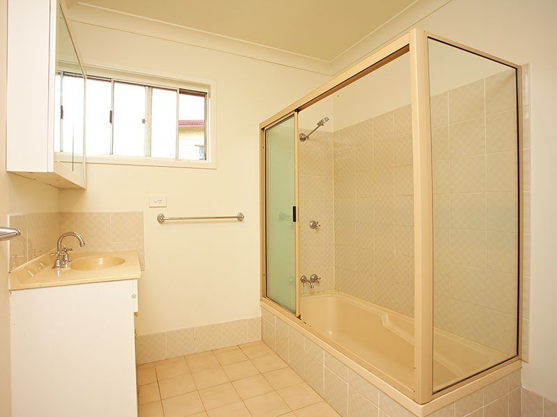 16 VELDT, Slacks Creek QLD 4127