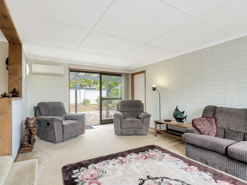 9 SHORTLAND STREET, Springwood QLD 4127