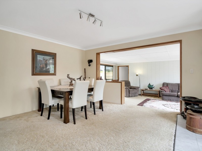 9 SHORTLAND STREET, Springwood QLD 4127