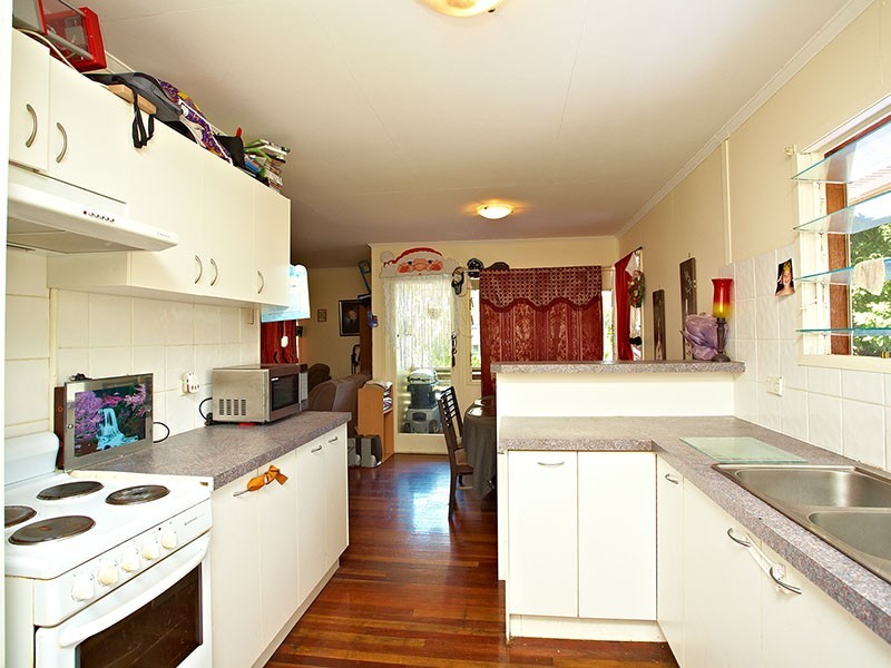 69 Poplar St, Woodridge QLD 4114