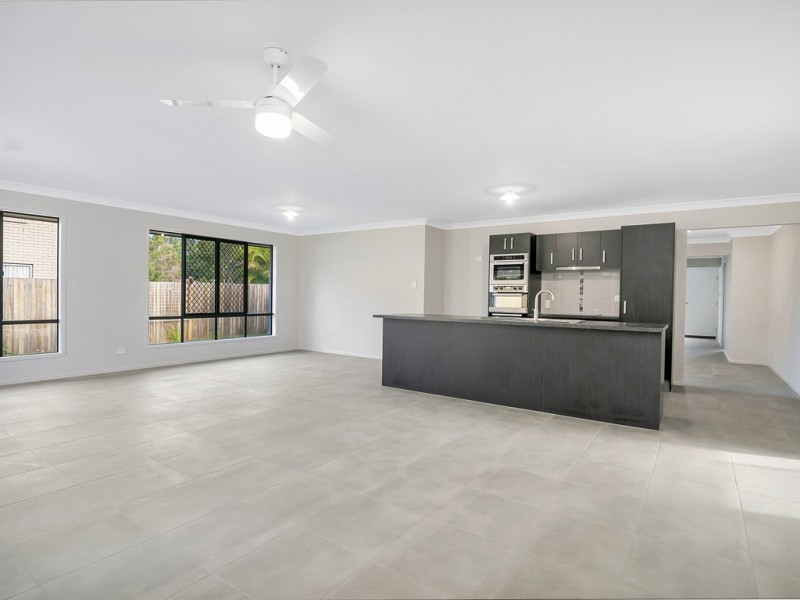 21 Redwood Street, Marsden QLD 4132