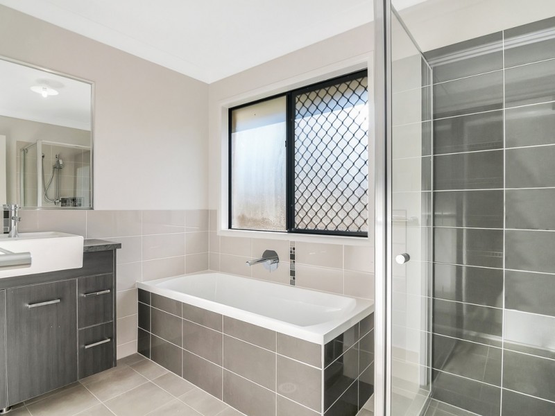 21 Redwood Street, Marsden QLD 4132
