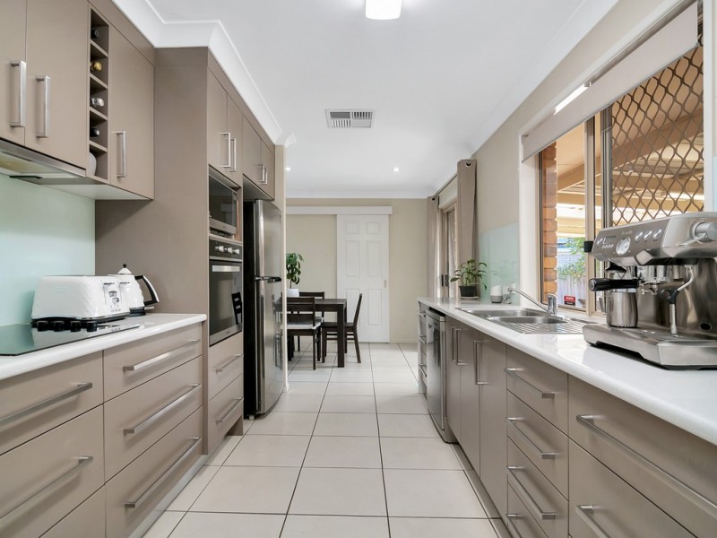 3 Hanlon Street, Tanah Merah QLD 4128