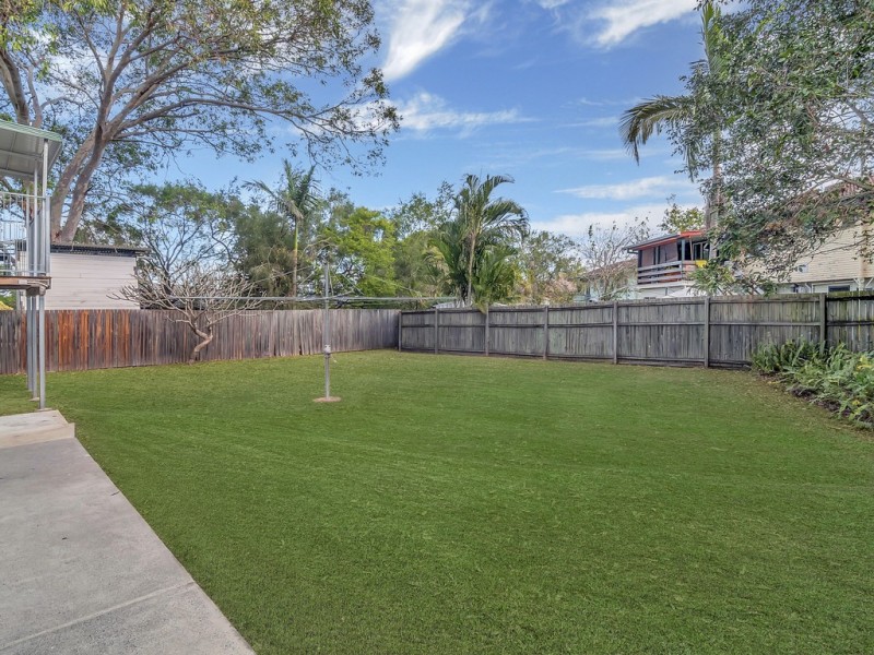 71 Jacaranda Avenue, Logan Central QLD 4114