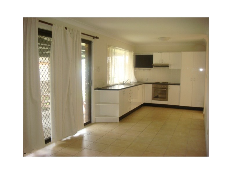 10 BRIZZLE, Goodna QLD 4300