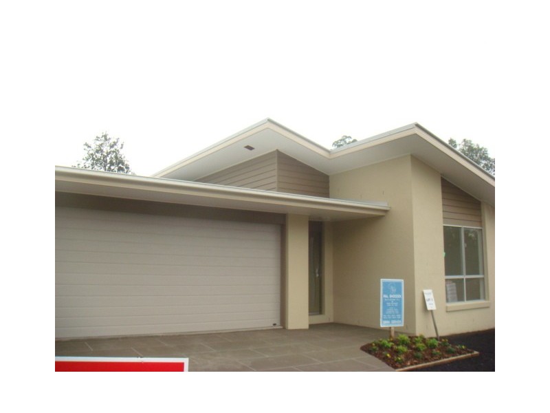 4  Sandi St, Oxley QLD 4075