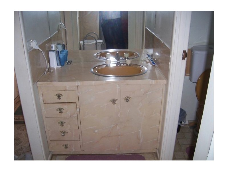 6  ROBUR, Acacia Ridge QLD 4110