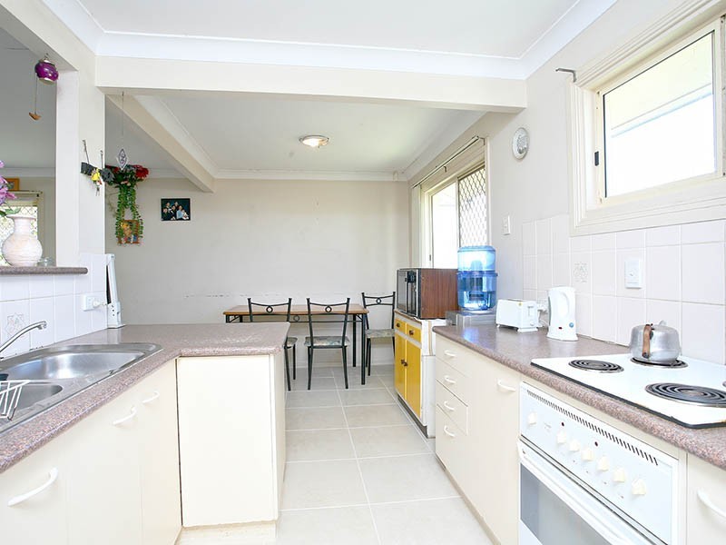 16 Limerick St, Acacia Ridge QLD 4110