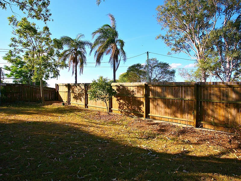 30 MAURICE CT, Eagleby QLD 4207