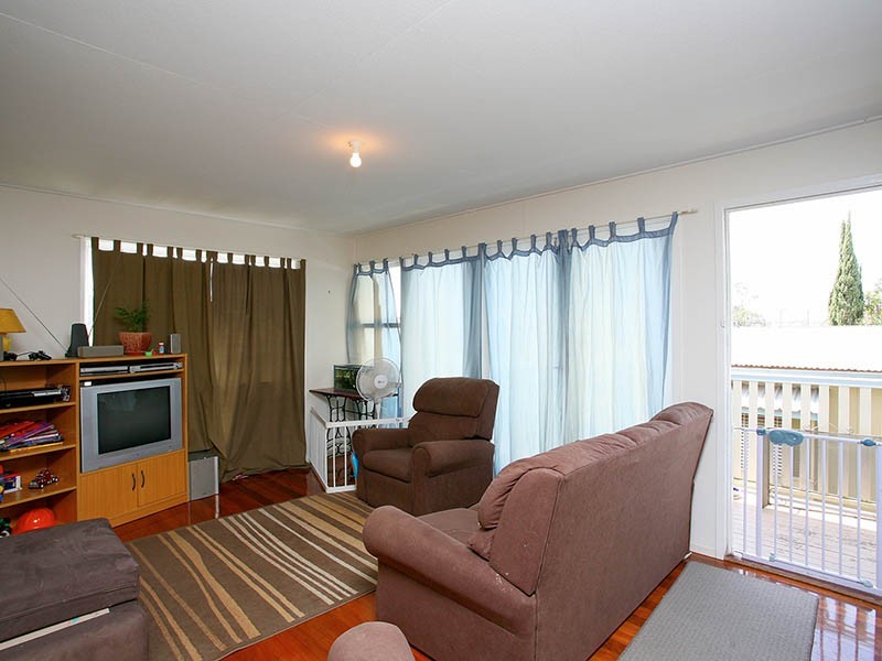 26 CHARDEAN ST, Acacia Ridge QLD 4110