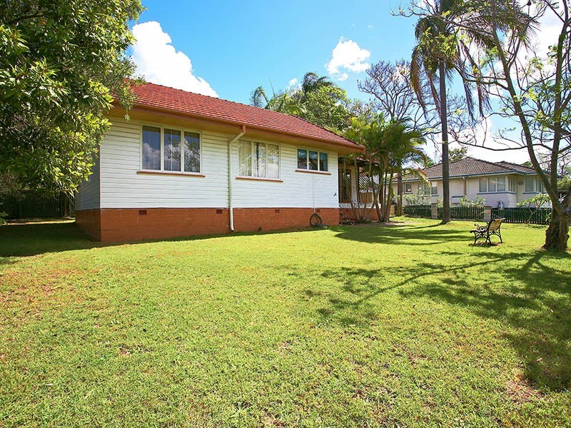 18 SANDEMAN ST, Acacia Ridge QLD 4110