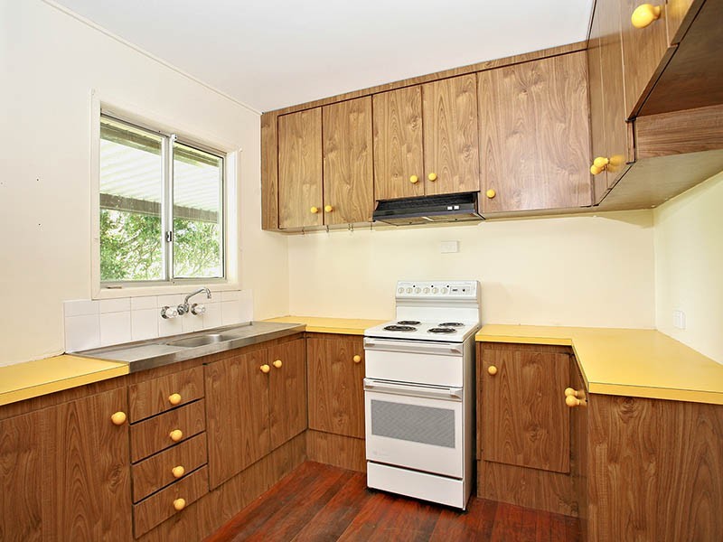 29 WOODY AVENUE, Kingston QLD 4114