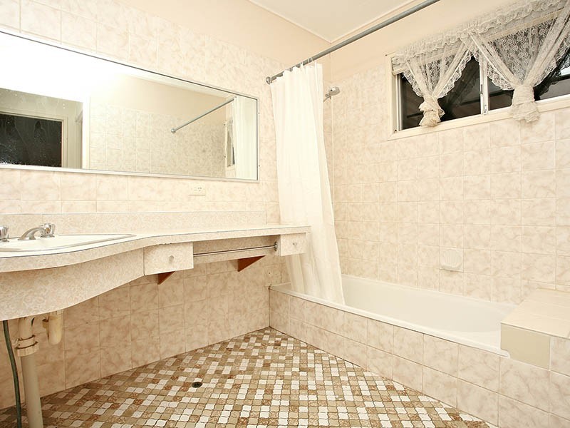 29 WOODY AVENUE, Kingston QLD 4114