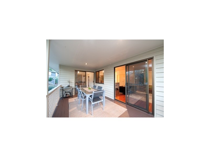 5 Jocelyn Grove, Springwood QLD 4127