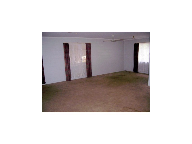 8 ALROY, Acacia Ridge QLD 4110