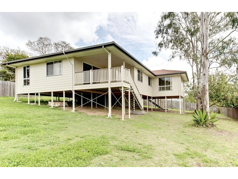 18A WILLOW ROAD WEST, Redbank Plains QLD 4301