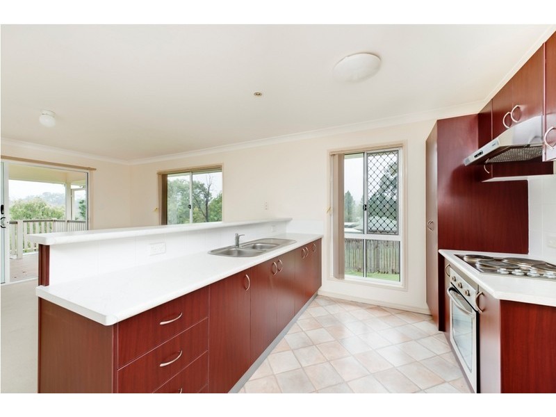18A WILLOW ROAD WEST, Redbank Plains QLD 4301