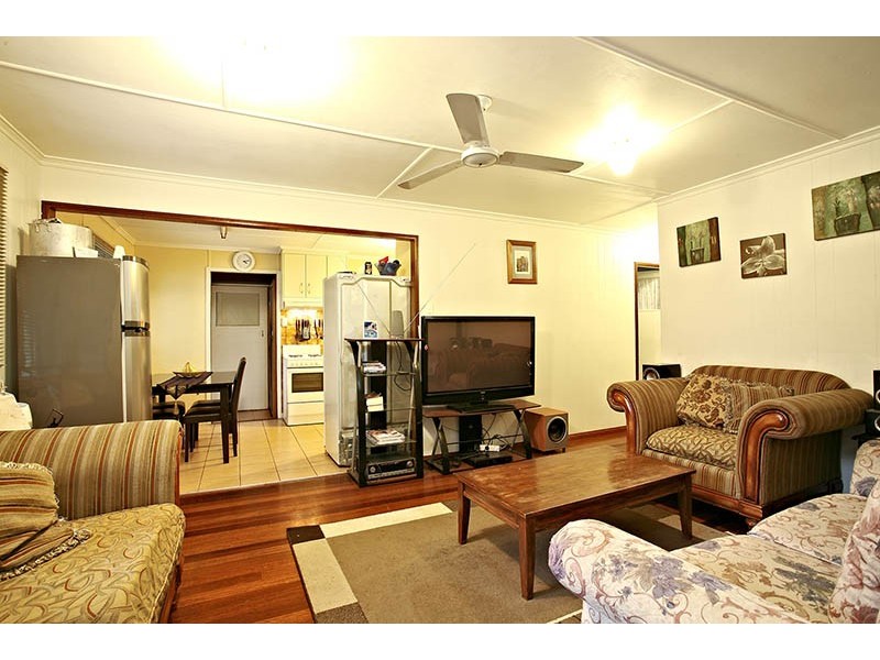 18 Rothesay Street, Acacia Ridge QLD 4110