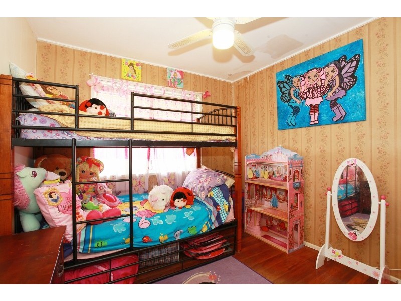 29 Woody Avenue, Kingston QLD 4114