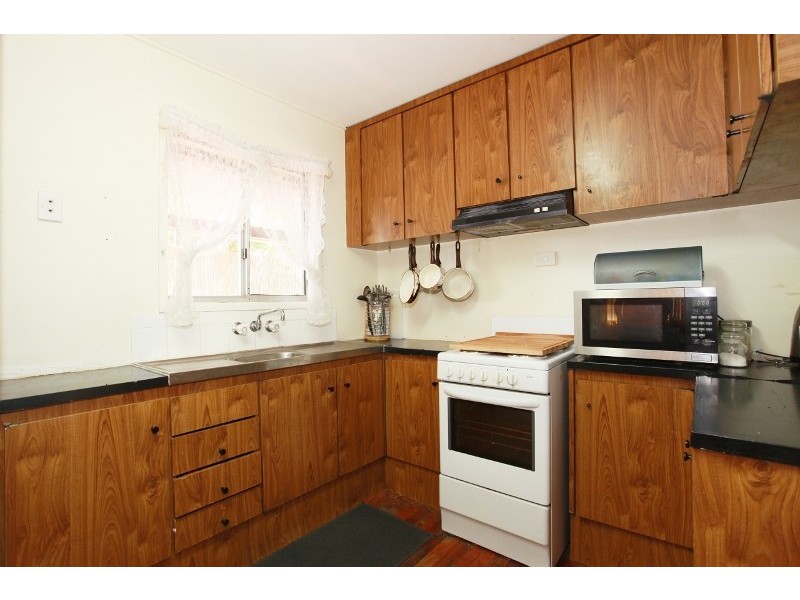 29 Woody Avenue, Kingston QLD 4114